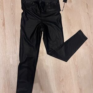 Mono B Leggings NWT